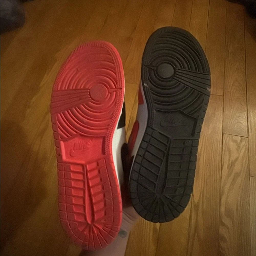 Nike Women's Sneakers - White, Black, Pink - Picture 3 of 4